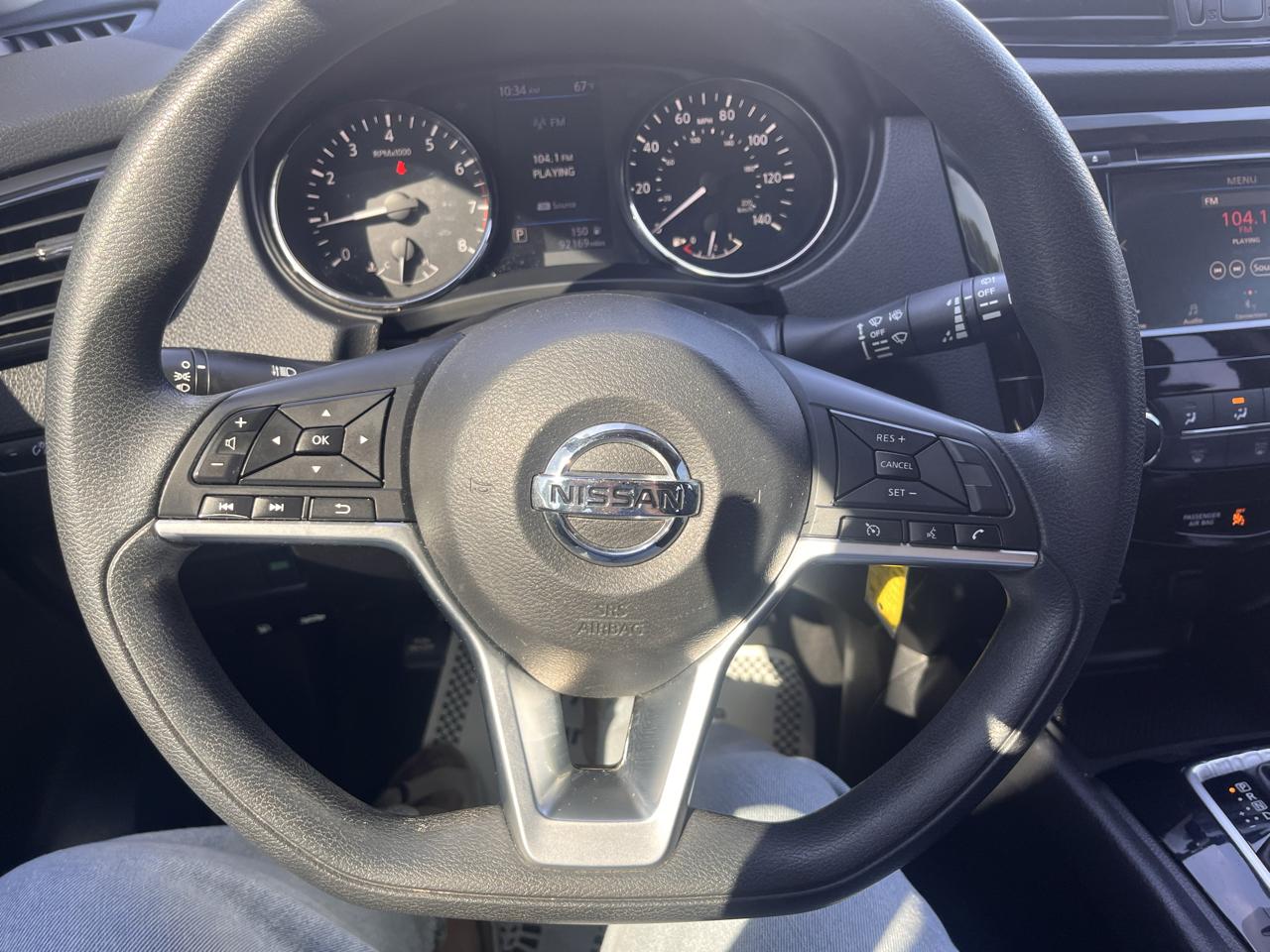Nissan Rogue Sport S 2019