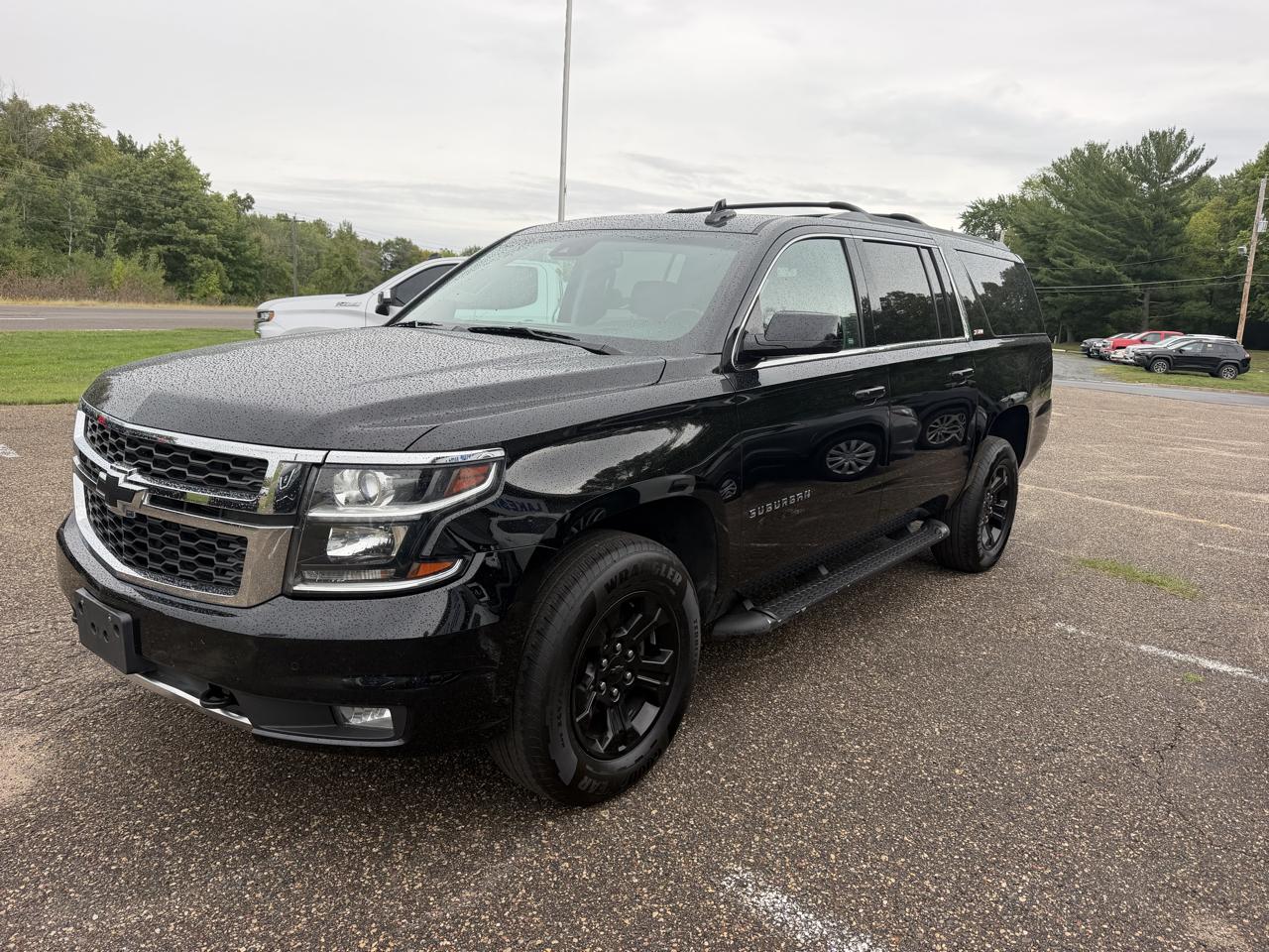 Chevrolet Suburban LT 4WD 2017