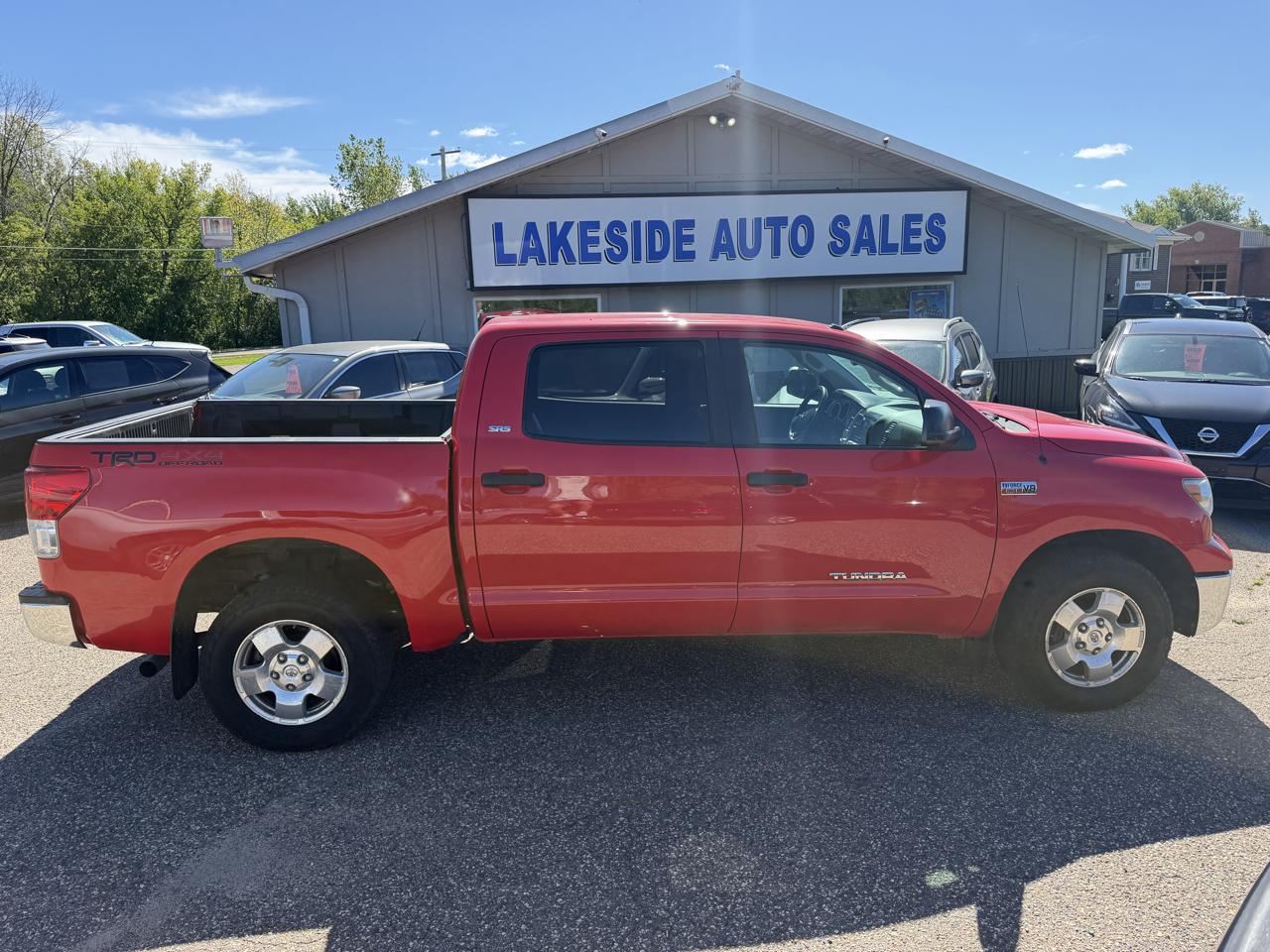 Toyota Tundra SR5 5.7L V8 CrewMax 4WD 2011