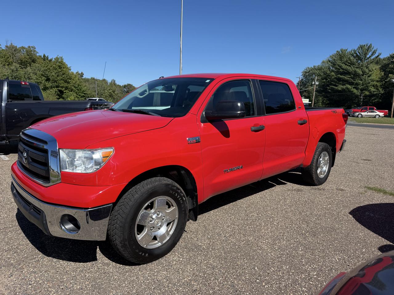 Toyota Tundra SR5 5.7L V8 CrewMax 4WD 2011