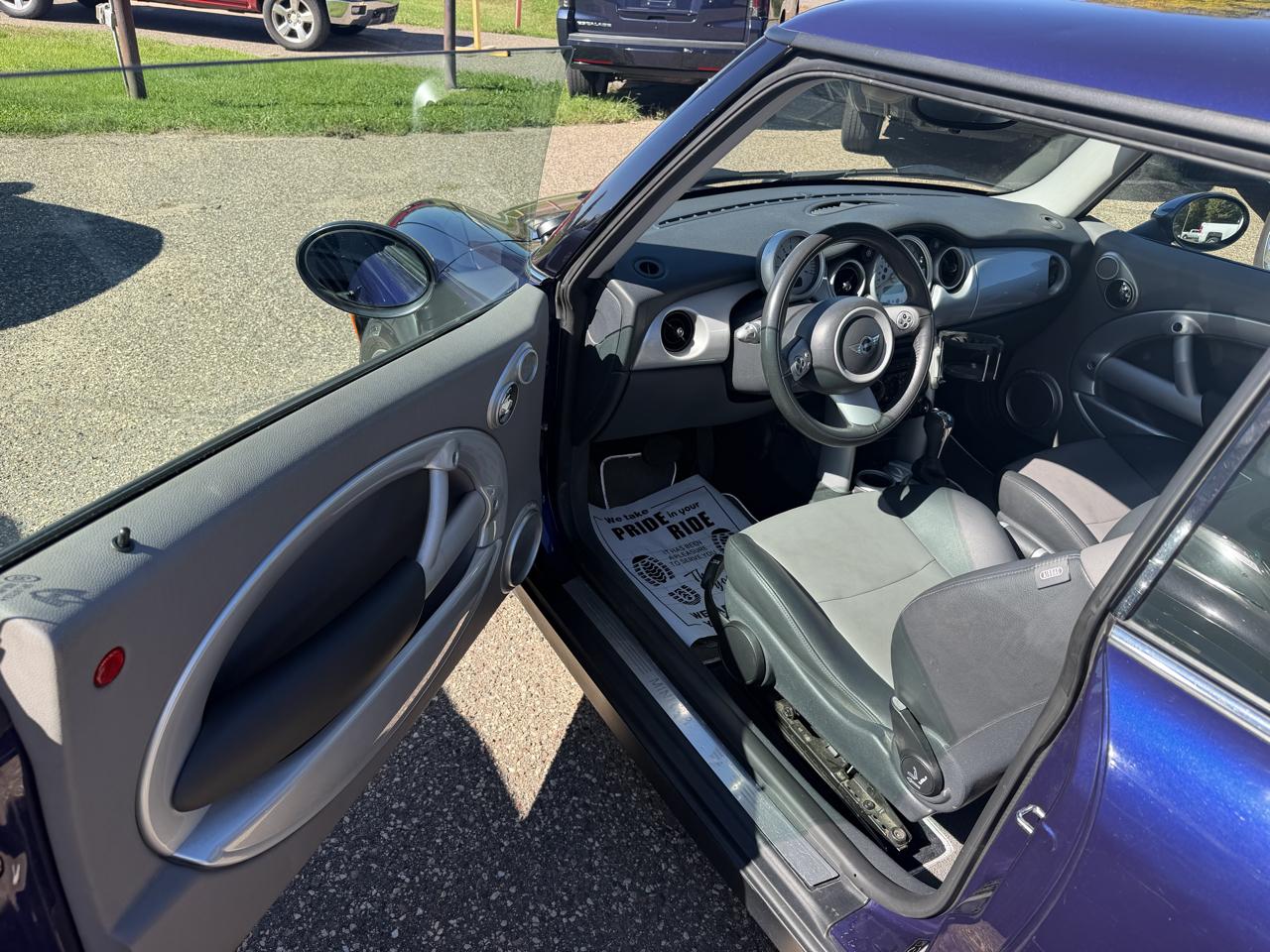 MINI Cooper Base 2005