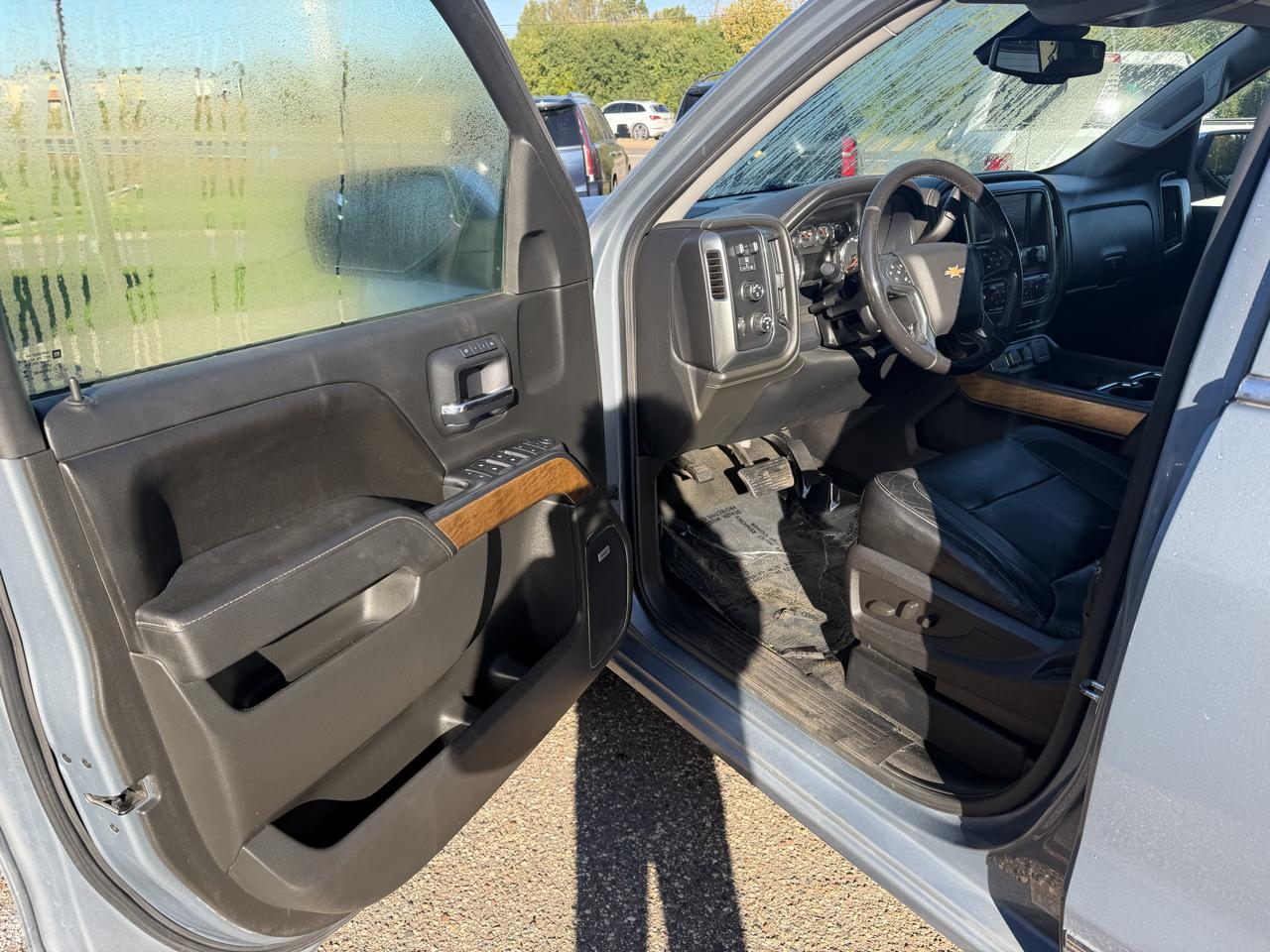 Chevrolet Silverado 1500 LTZ Crew Cab 4WD 2015