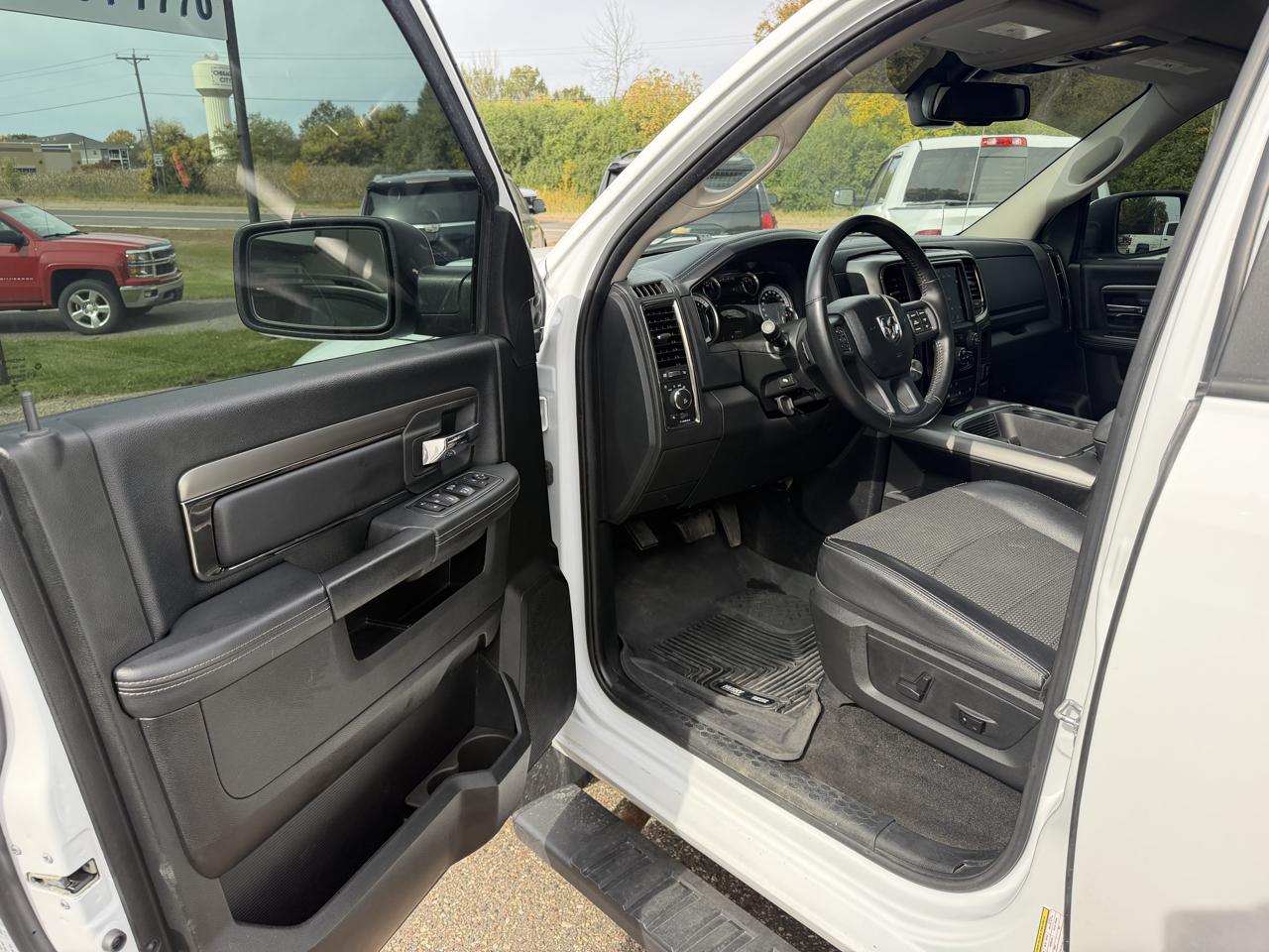 RAM 1500 Sport 4x4 Crew Cab 5'7" Box 2018