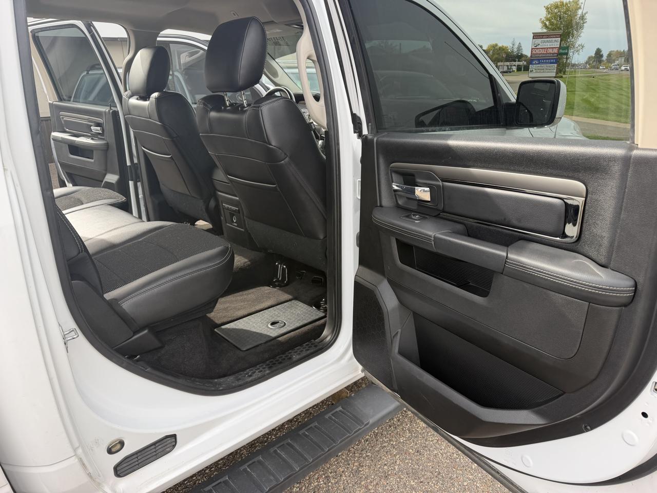 RAM 1500 Sport 4x4 Crew Cab 5'7" Box 2018