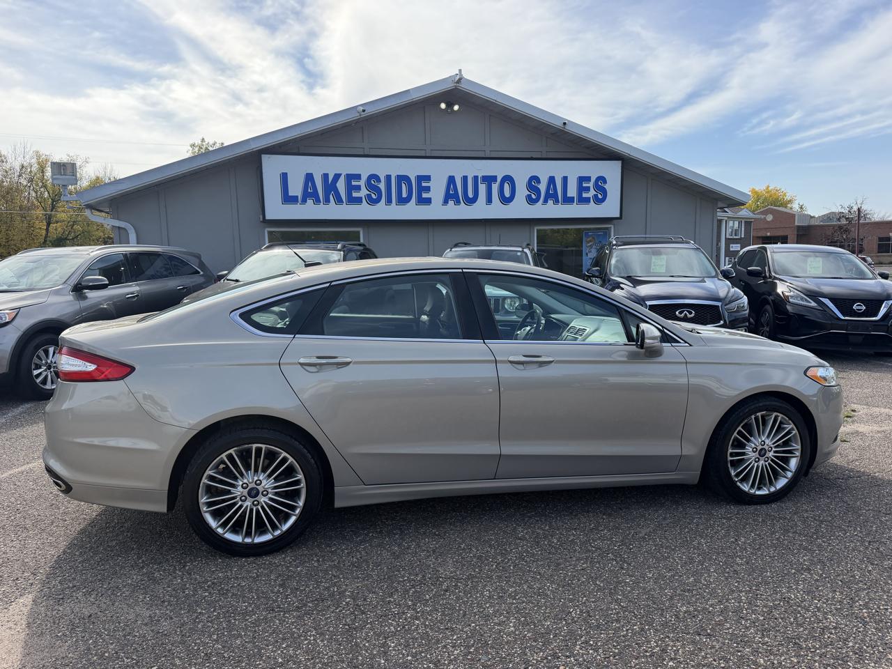 Ford Fusion SE AWD 2016
