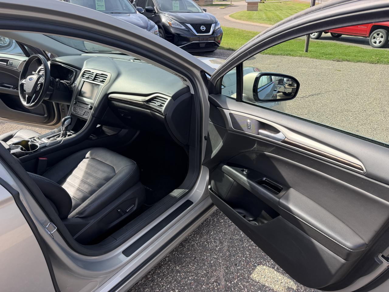 Ford Fusion SE AWD 2016