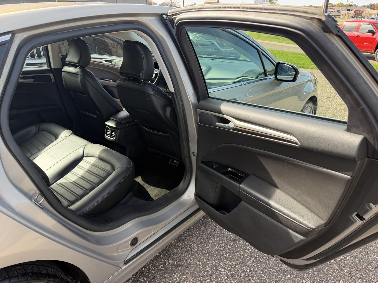 Ford Fusion SE AWD 2016
