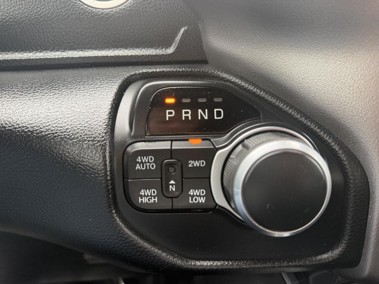 RAM 1500 Big Horn Crew Cab SWB 4WD 2019