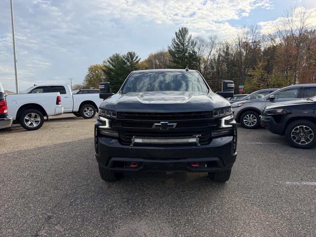 Chevrolet Silverado 1500 Limited LT Trail Boss Crew Cab Long Box 4WD 2022