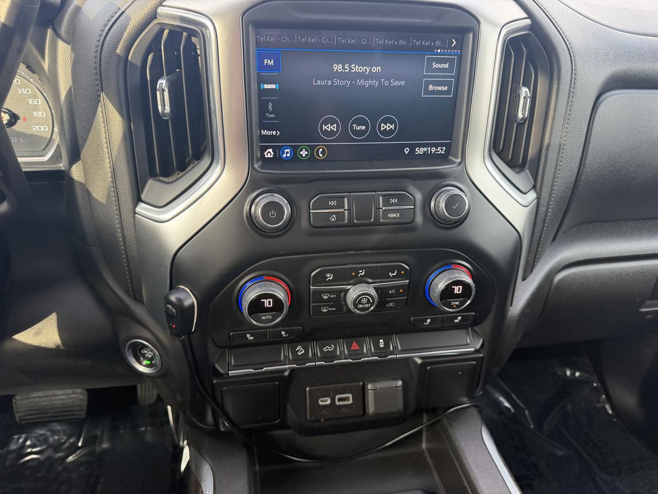 Chevrolet Silverado 1500 Limited LT Trail Boss Crew Cab Long Box 4WD 2022