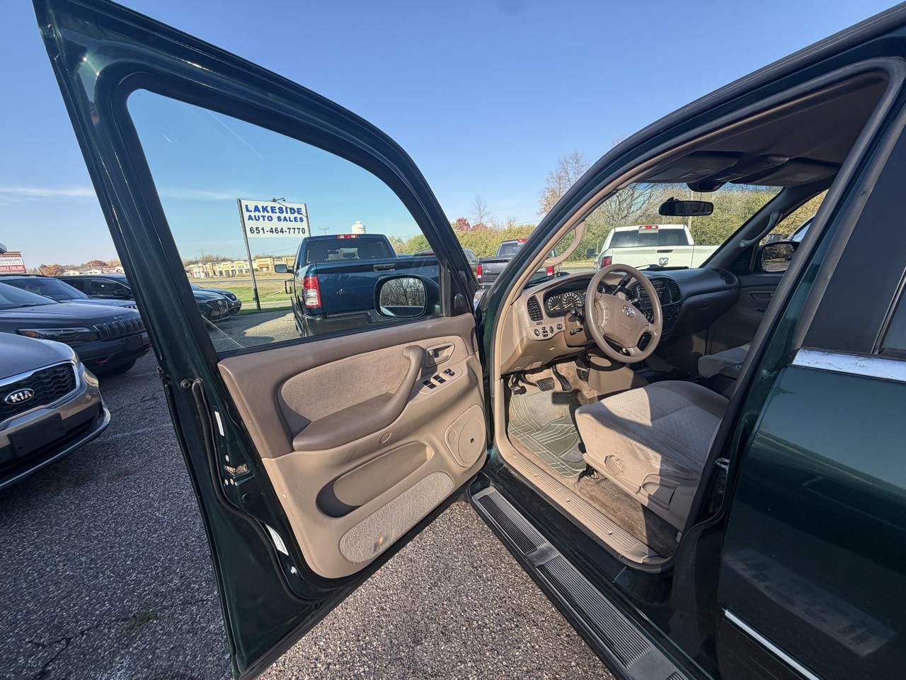 Toyota Tundra SR5 V8 4WD 2004