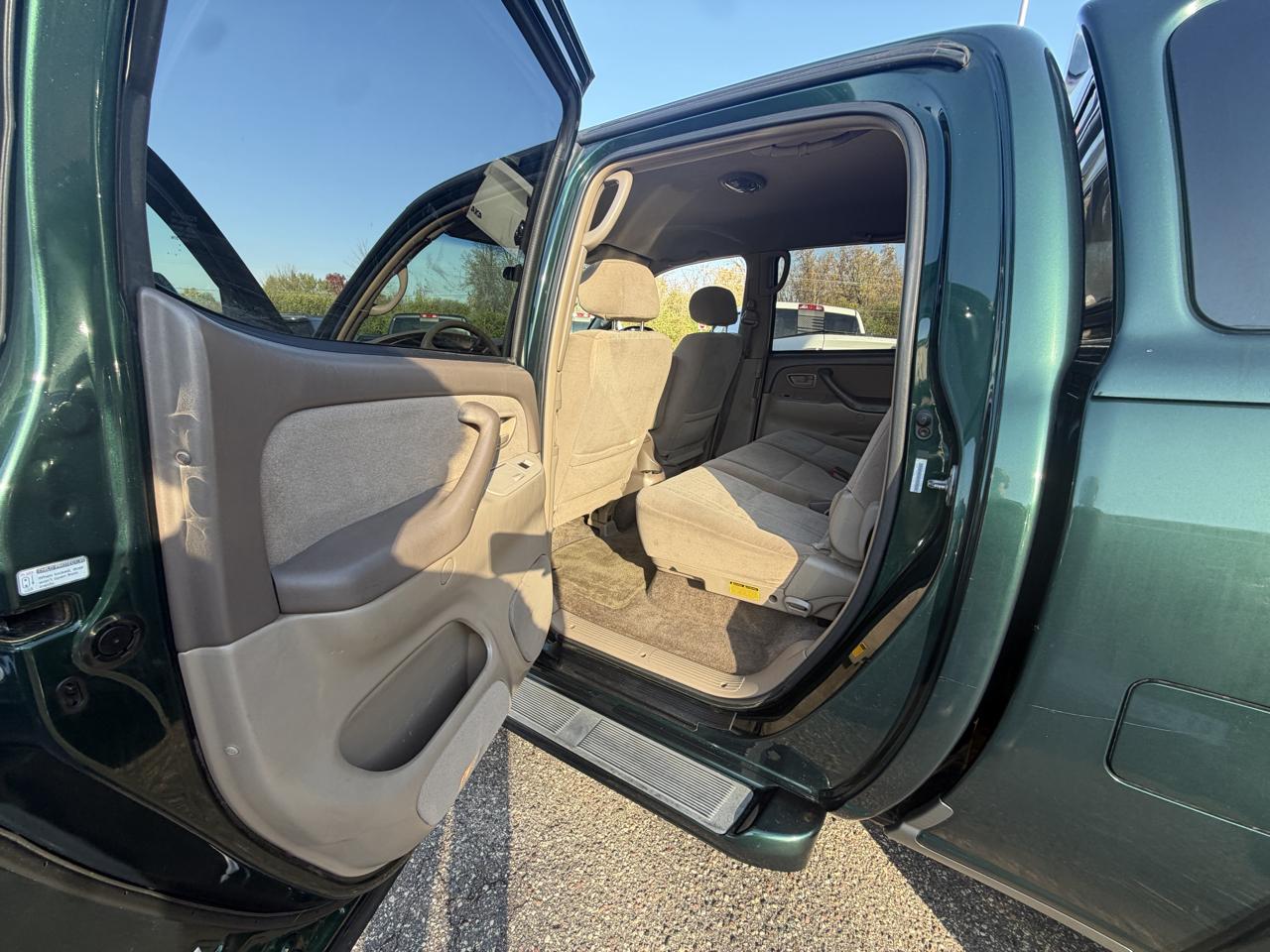 Toyota Tundra SR5 V8 4WD 2004