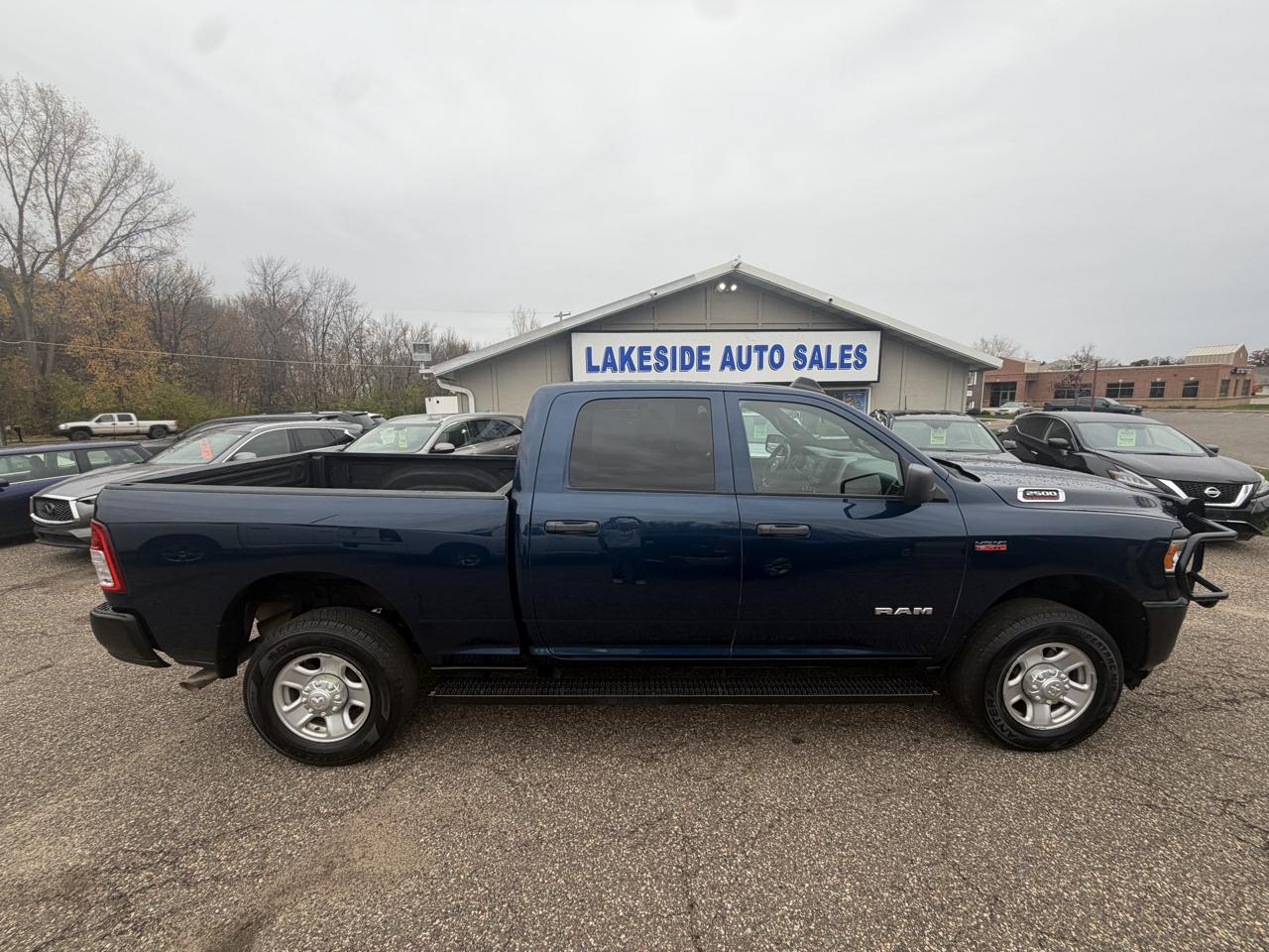RAM 2500 Tradesman Crew Cab SWB 4WD 2022