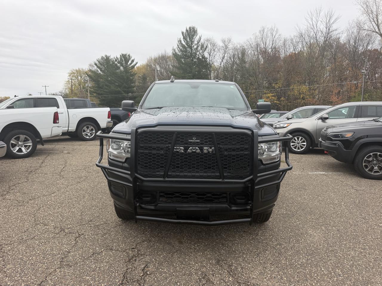 RAM 2500 Tradesman Crew Cab SWB 4WD 2022