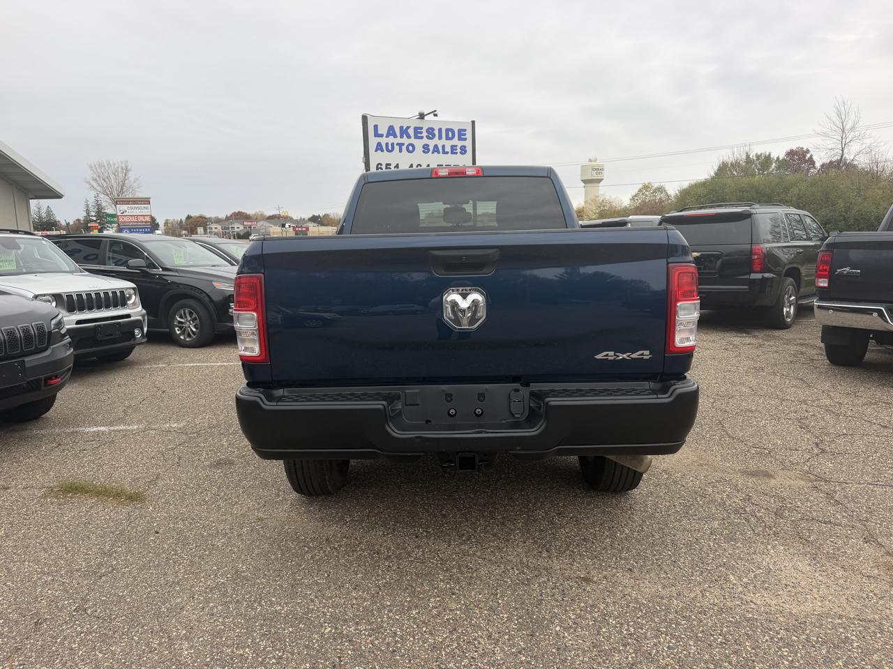 RAM 2500 Tradesman Crew Cab SWB 4WD 2022