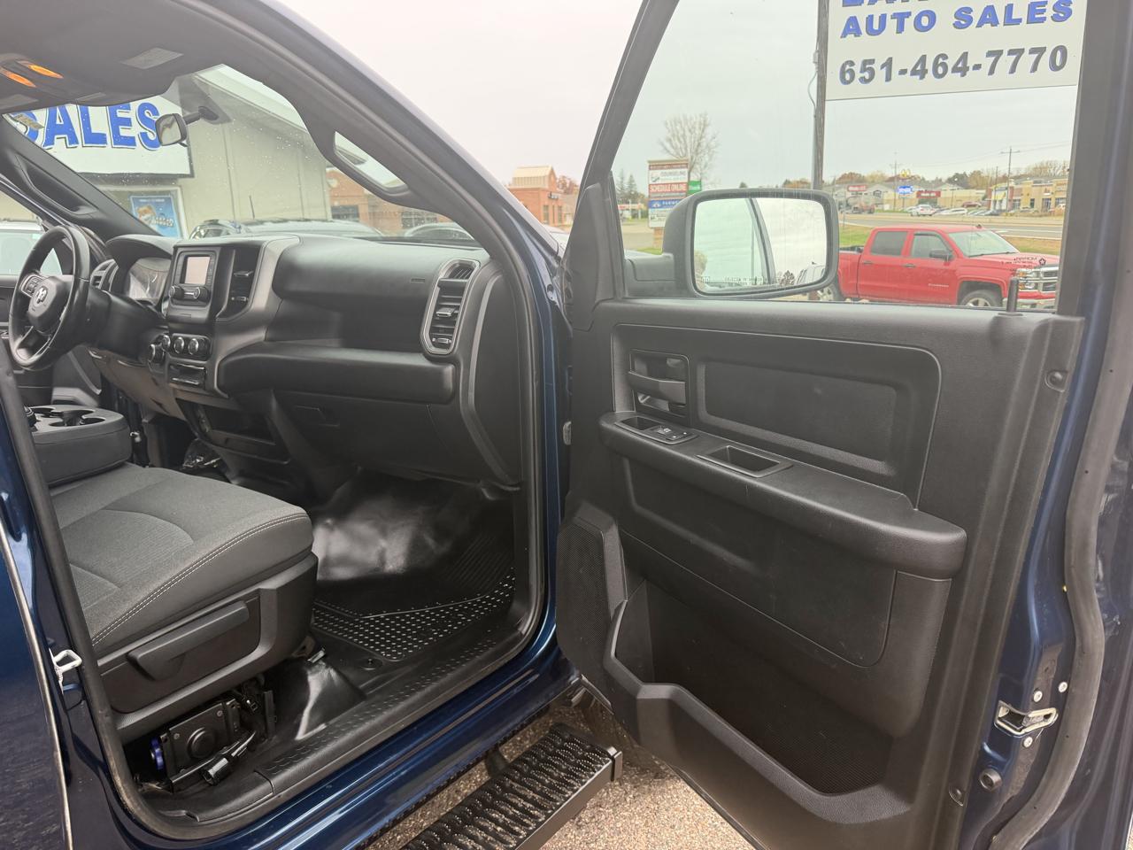 RAM 2500 Tradesman Crew Cab SWB 4WD 2022