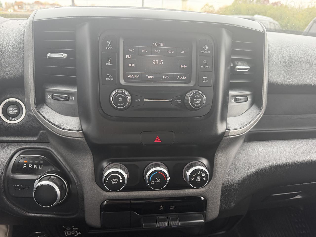RAM 2500 Tradesman Crew Cab SWB 4WD 2022