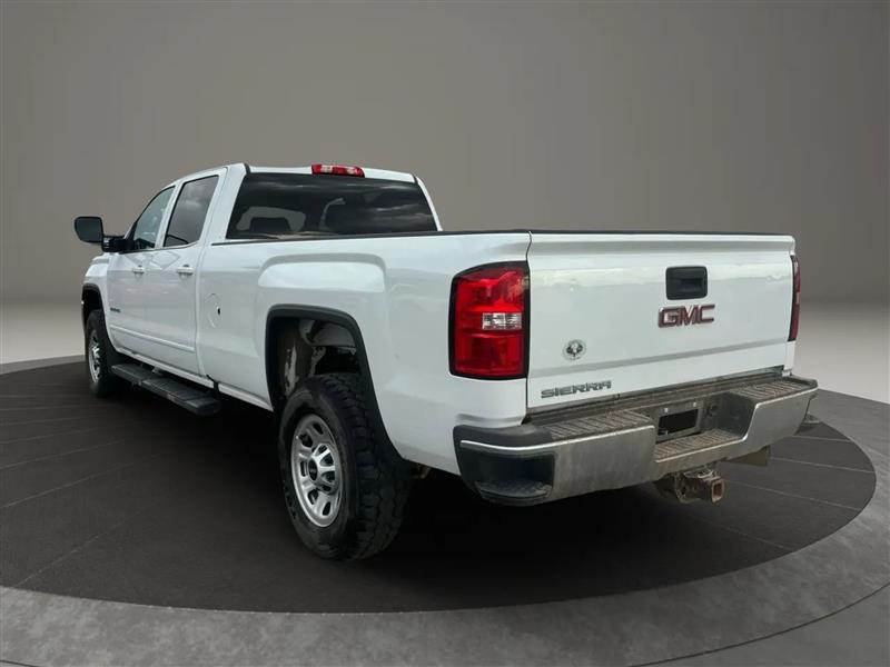 2019 Gmc Sierra 3500 HD SLE photo 3