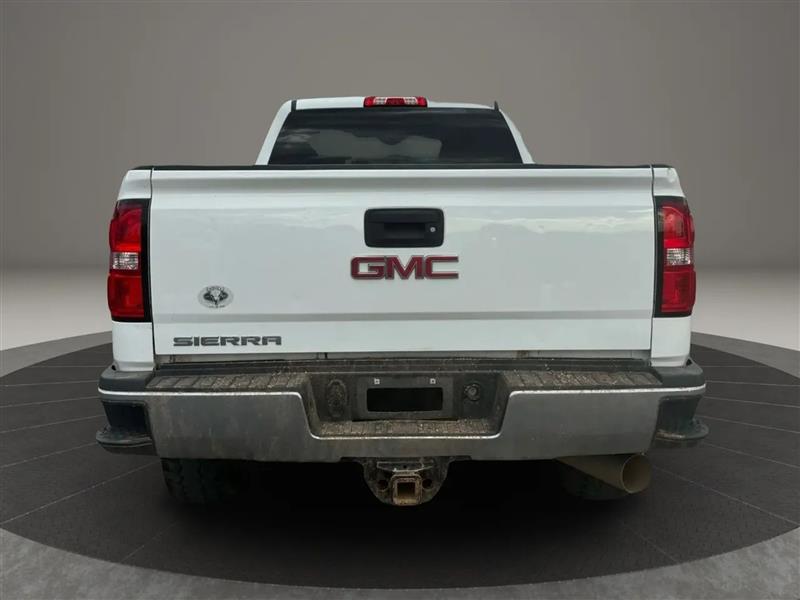 2019 Gmc Sierra 3500 HD SLE photo 4