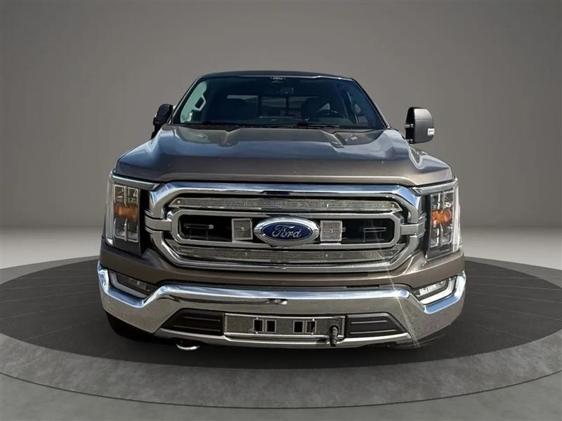 2021 Ford F-150 XLT photo 2