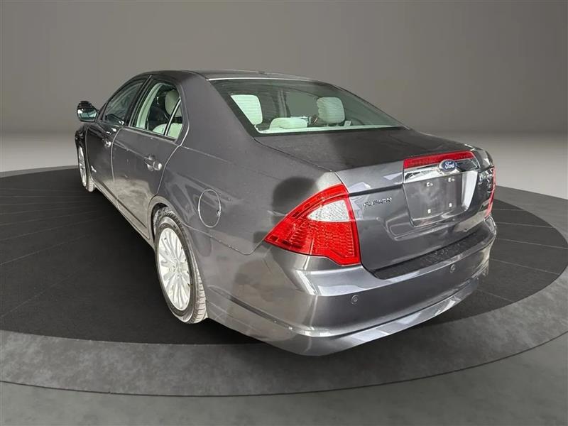 2011 Ford Fusion Hybrid photo 3