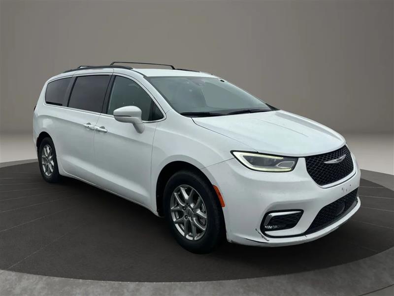 Chrysler Pacifica Touring 2022