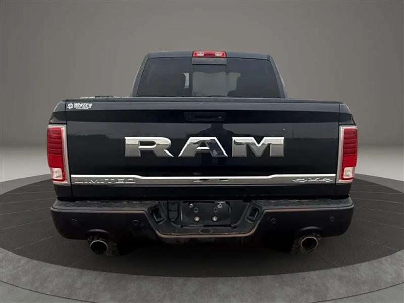 2017 Ram 1500 Longhorn photo 4