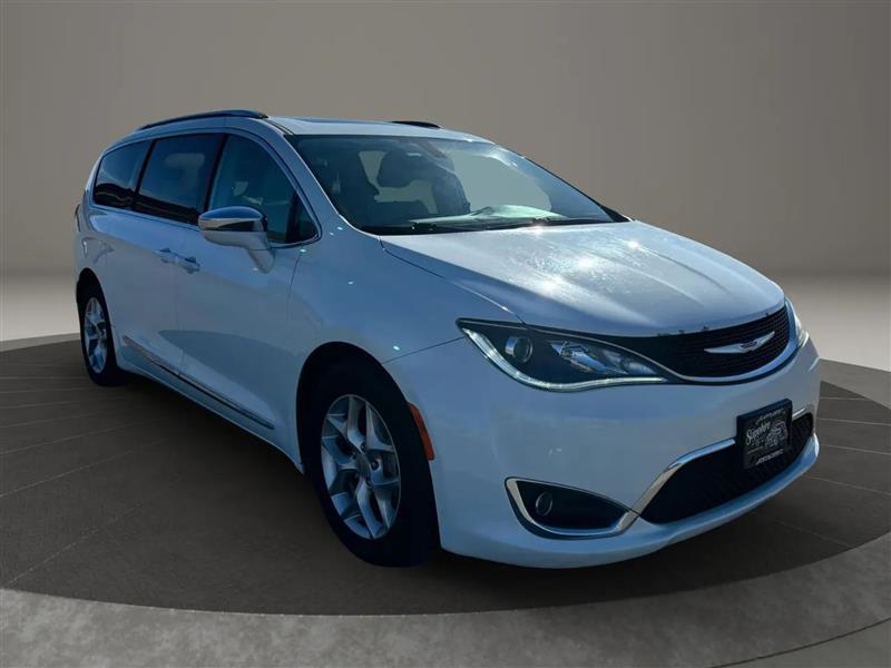 Chrysler Pacifica Limited 2019