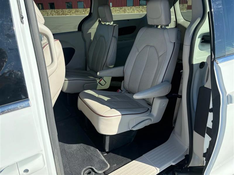 Chrysler Pacifica Limited 2019