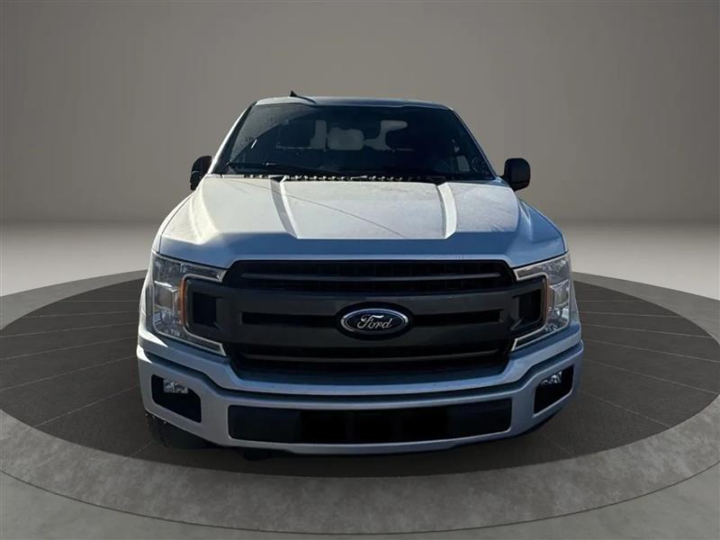 2019 Ford F-150 XLT photo 2