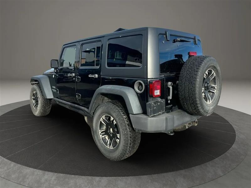 2013 Jeep Wrangler Unlimited Sport photo 3