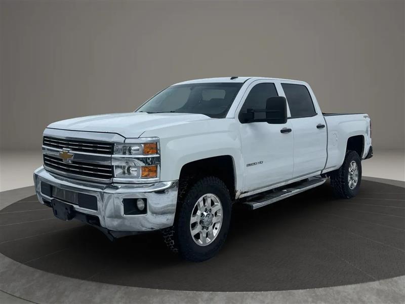 2015 Chevrolet Silverado 2500HD LT Crew Cab 4WD