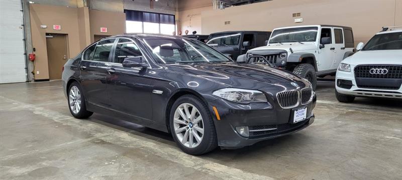 BMW 5-Series  2013