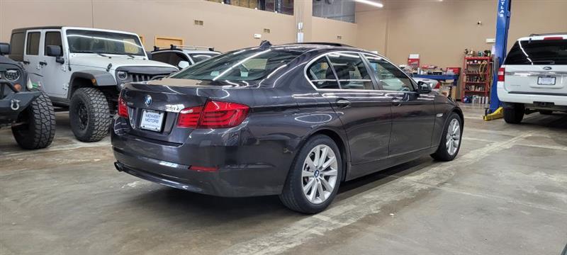 BMW 5-Series  2013