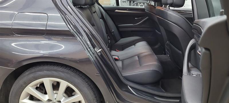 BMW 5-Series  2013
