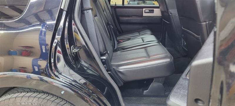 Ford Expedition photo 7