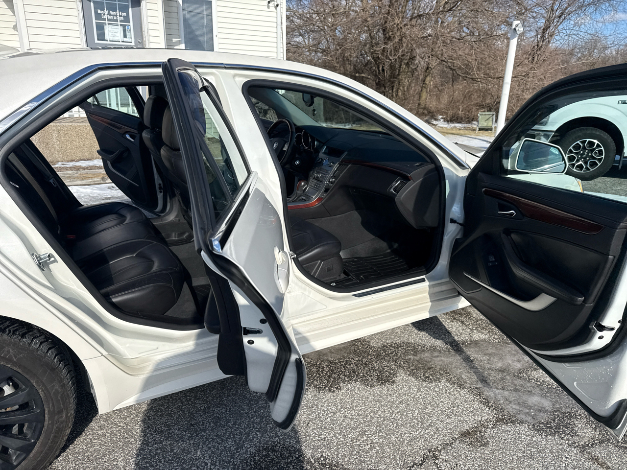 Cadillac CTS 3.6L Premium AWD w/Navi 2011