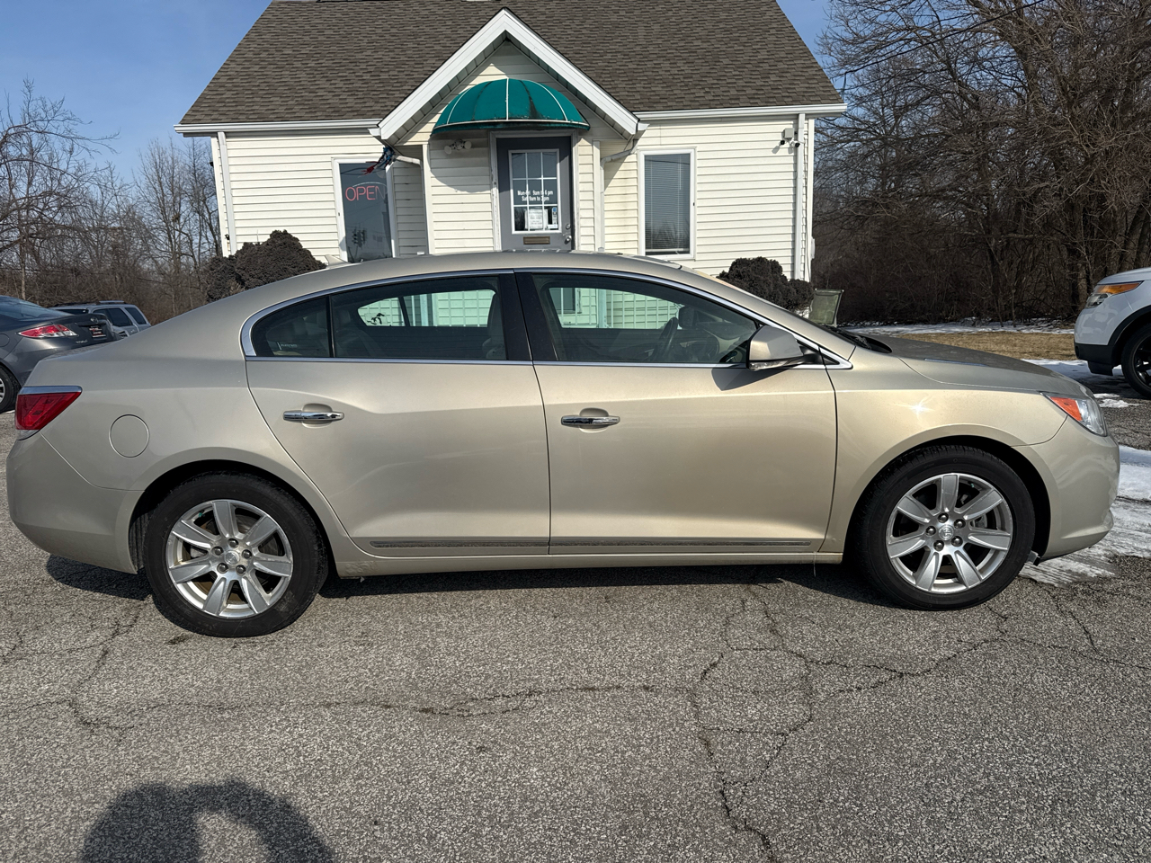 Buick LaCrosse  2012