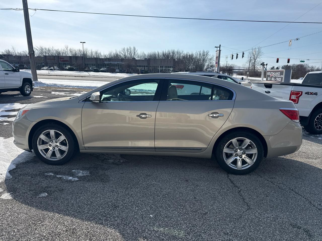 Buick LaCrosse  2012