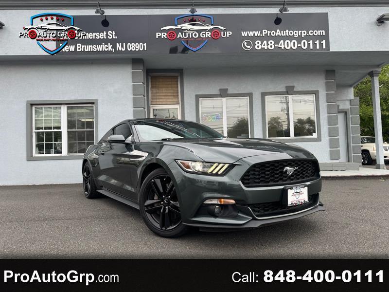 2016 Ford Mustang EcoBoost Coupe Premium's photo