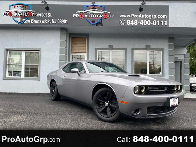 Silver 2016 Dodge Challenger Coupe Rear-Wheel Drive Automatic