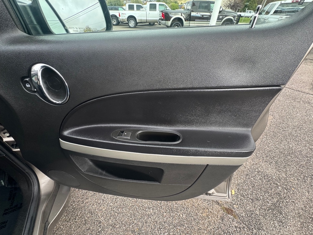 Chevrolet HHR FWD 4dr LT w/1LT 2011