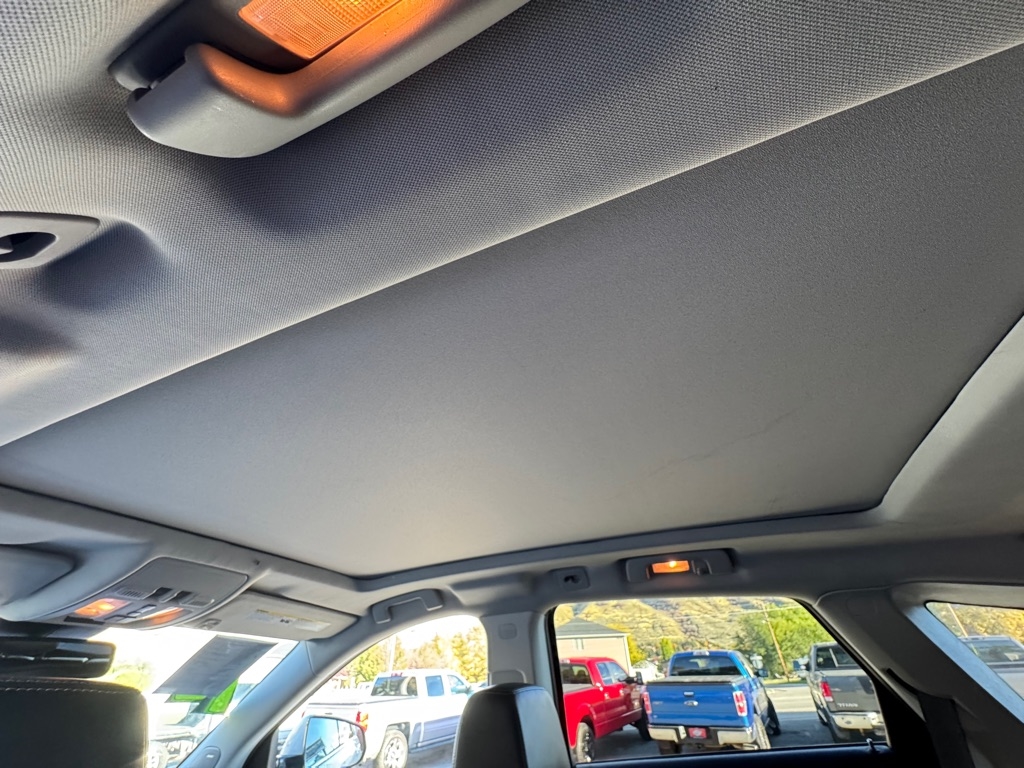 Cadillac SRX AWD 4dr Luxury Collection 2012