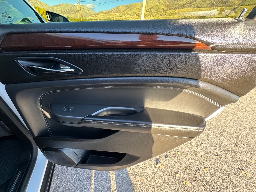 Cadillac SRX AWD 4dr Luxury Collection 2012