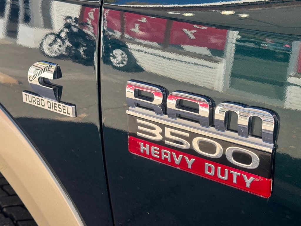 RAM 3500 4WD Crew Cab 169" Laramie 2011