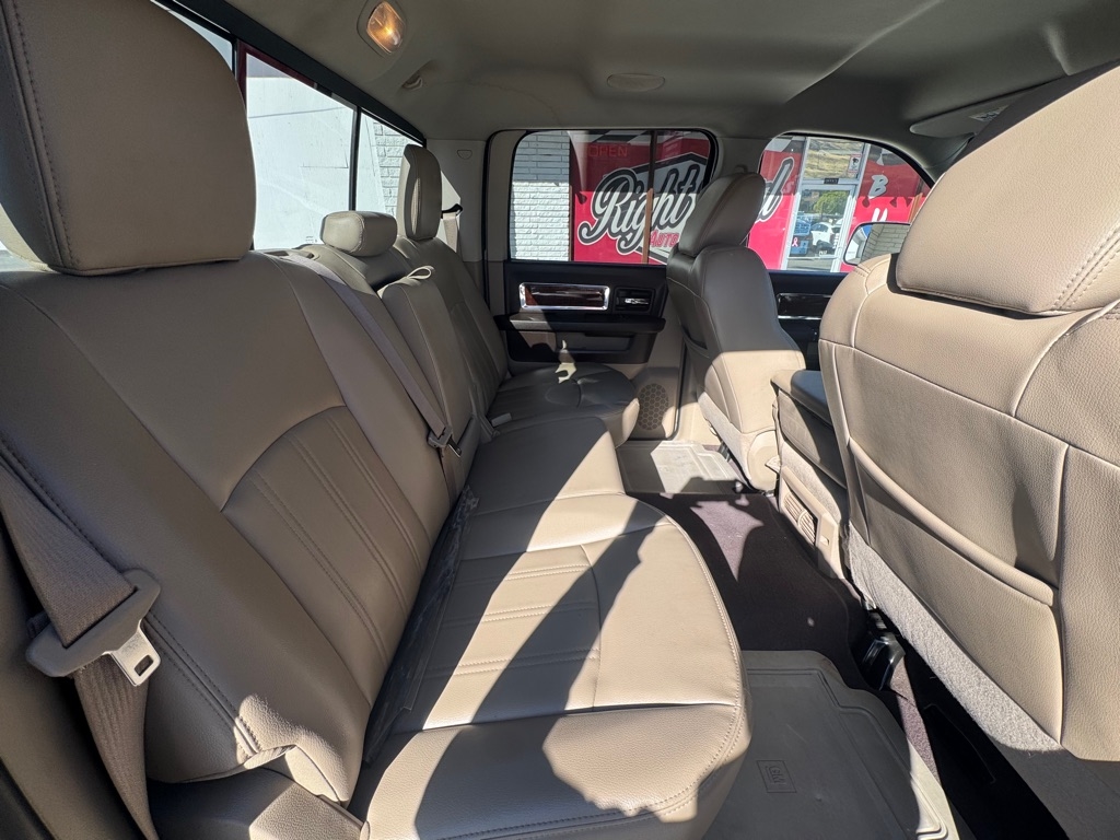 RAM 3500 4WD Crew Cab 169" Laramie 2011