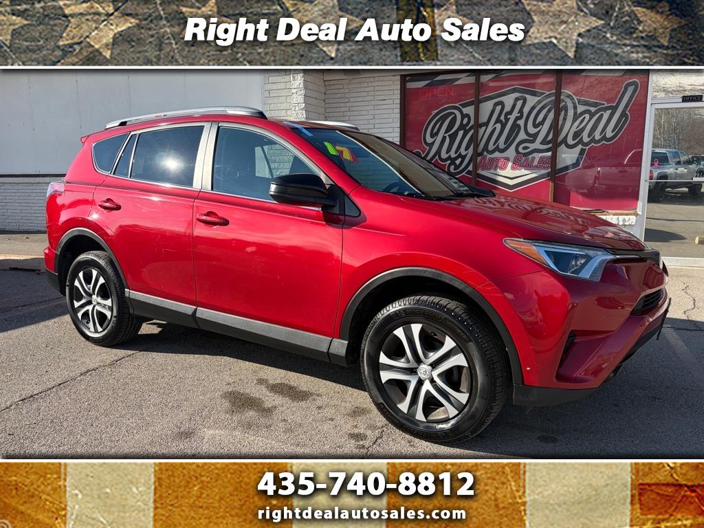 2017 Toyota RAV4 LE FWD (Natl)