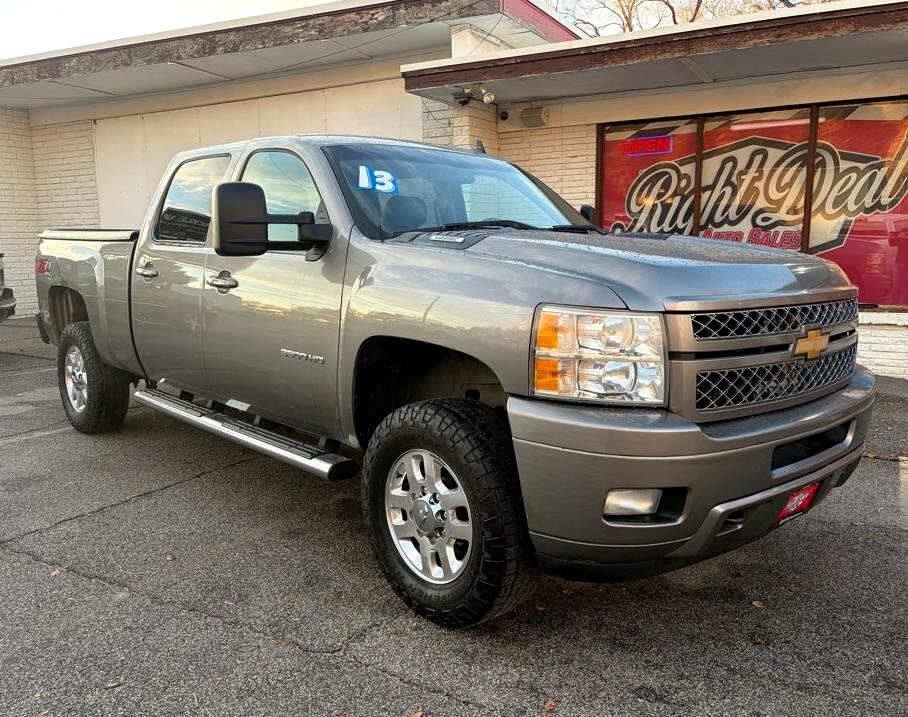 2013 Chevrolet Silverado 3500HD 4WD Crew Cab 153.7" SRW LTZ