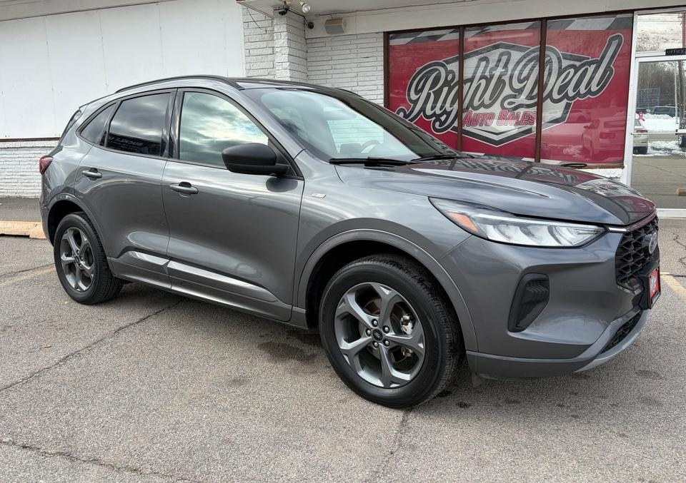 2023 Ford Escape ST-Line AWD