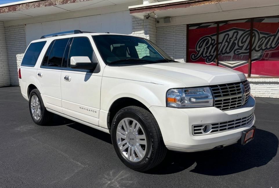2012 Lincoln Navigator 4WD 4dr